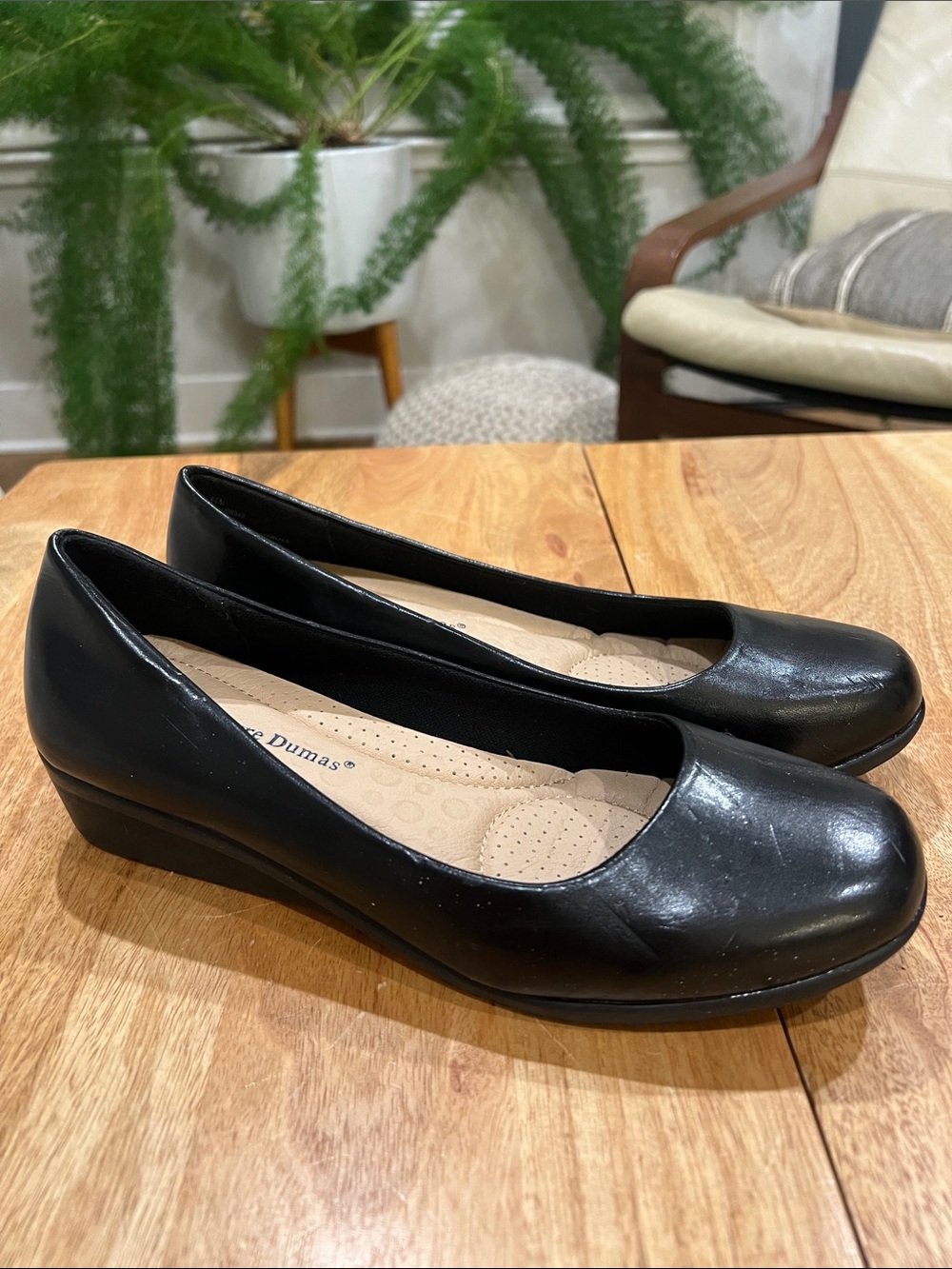 Pierre Dumas Comfort Black Women's Wedge Flats